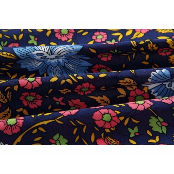 Vintage Flower Print Wrap Style Dress - Picture 6 of 7